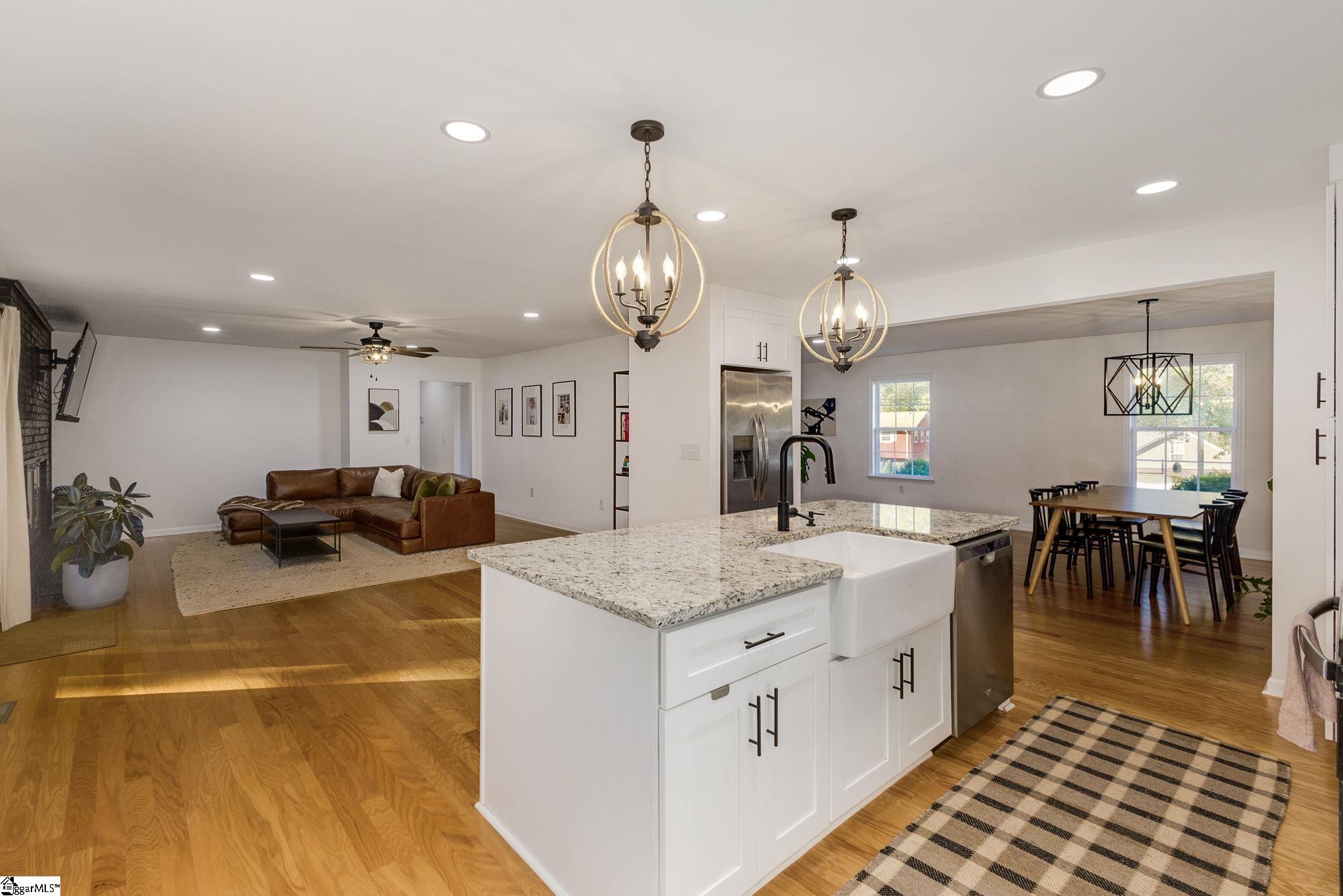 Travelers Rest, South Carolina 29690, United States, 4 Bedrooms Bedrooms, ,3 BathroomsBathrooms,Residential,Active,129628