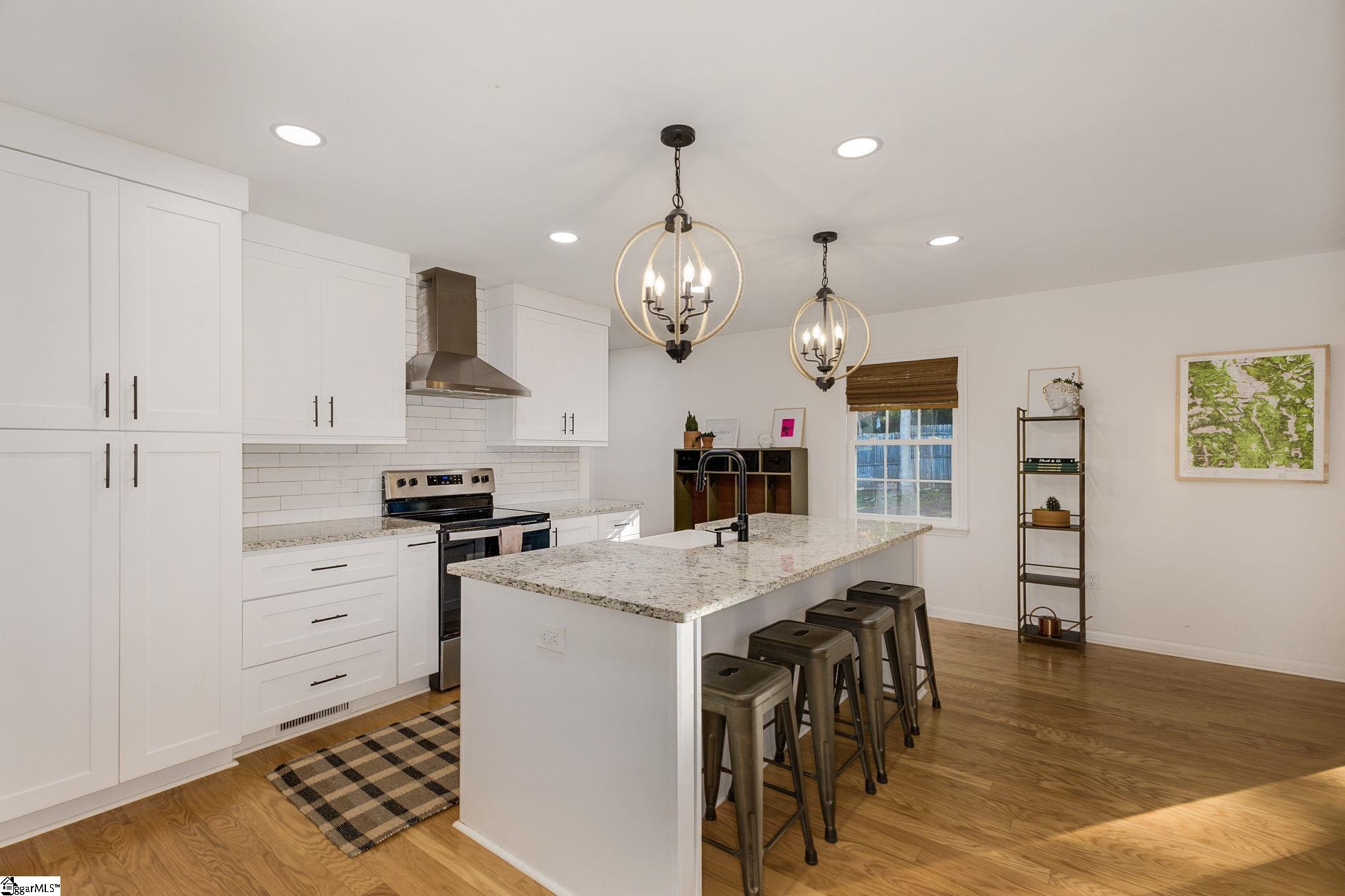 Travelers Rest, South Carolina 29690, United States, 4 Bedrooms Bedrooms, ,3 BathroomsBathrooms,Residential,Active,129628