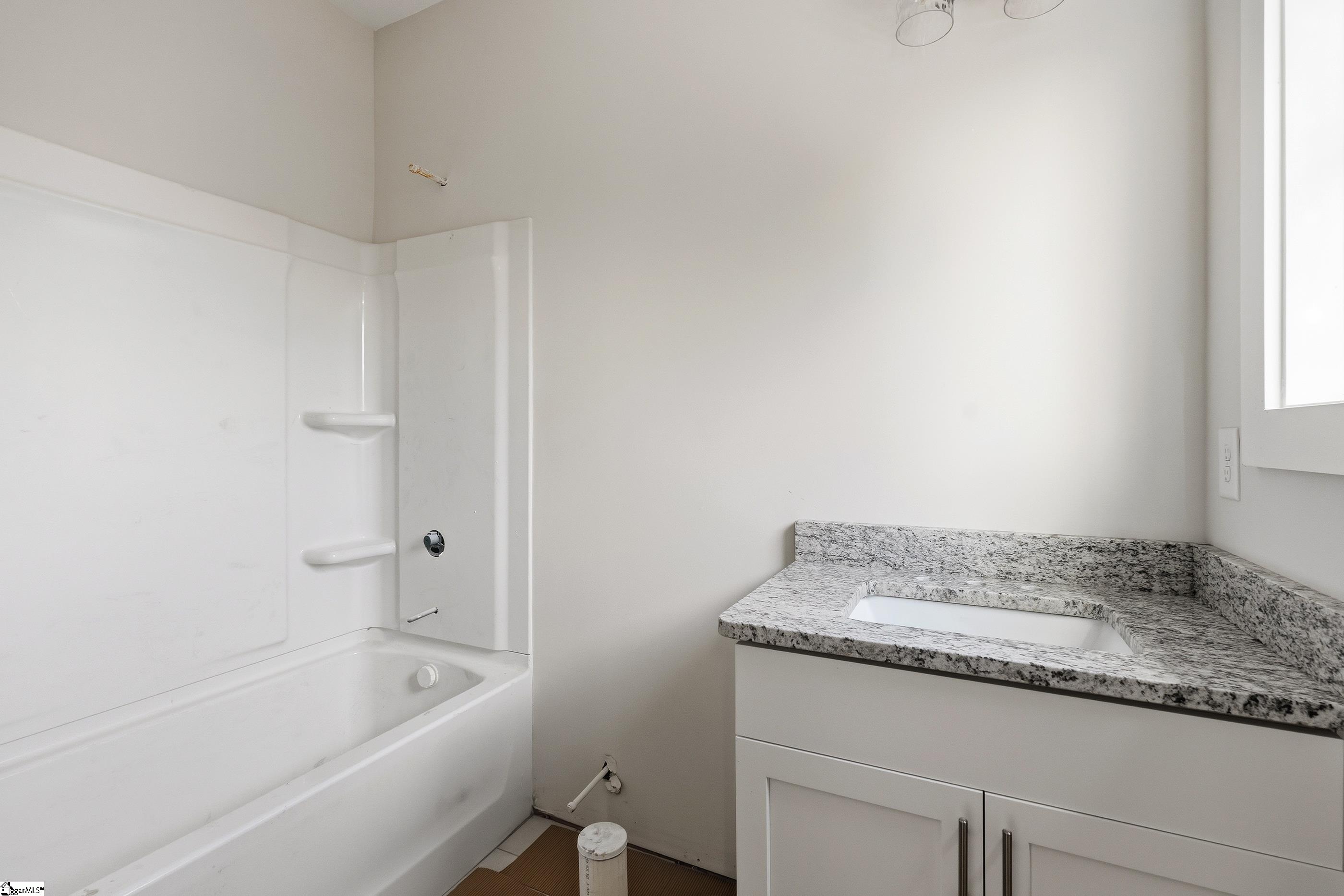 1305 Pendleton Street Unit 18