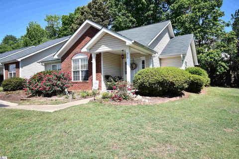 Photo of 317 Woodruff Park Lane, Simpsonville, SC 29681 (MLS # 1591213)