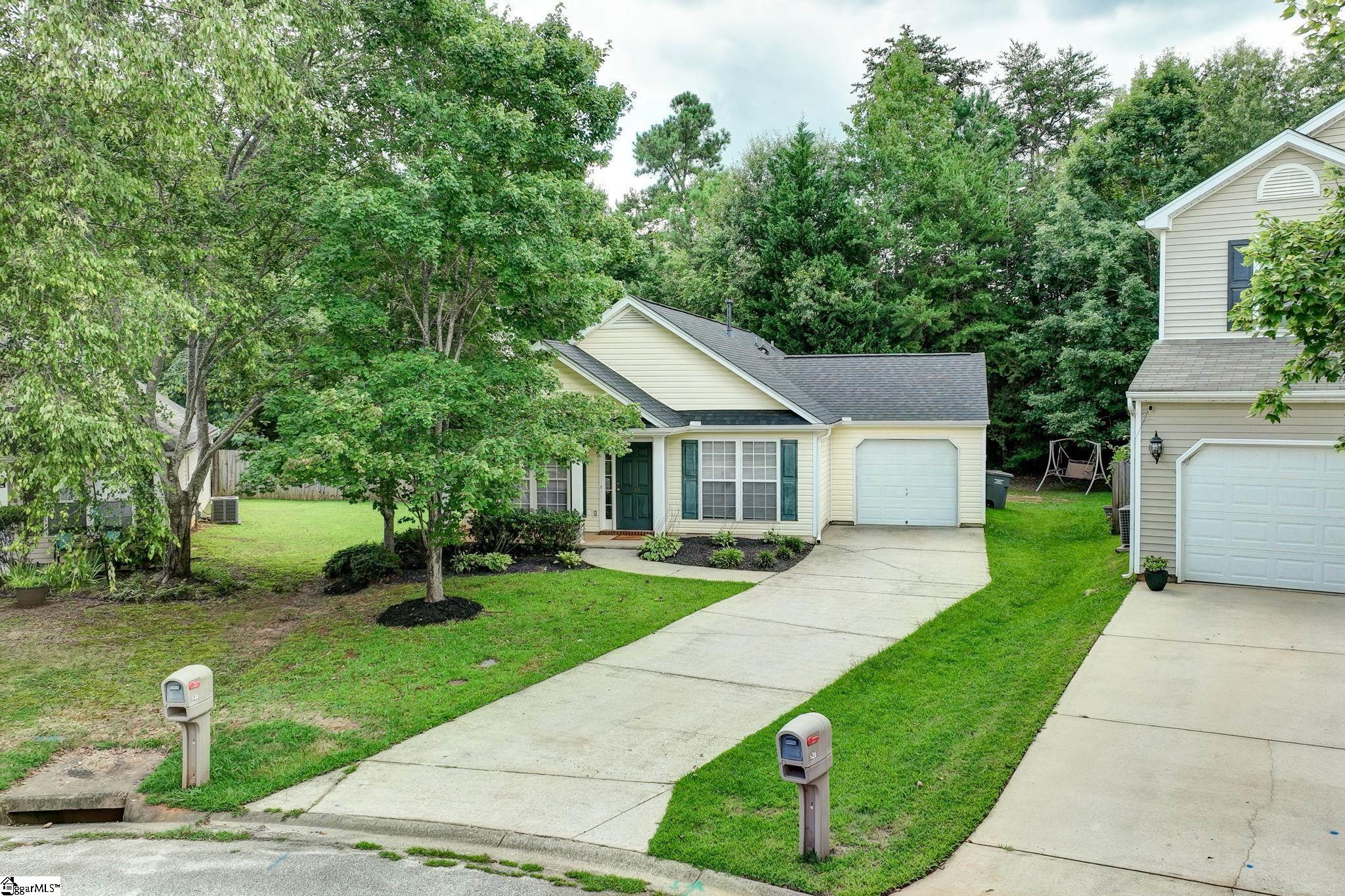 Greenville, South Carolina 29617, United States, 3 Bedrooms Bedrooms, ,2 BathroomsBathrooms,Residential,Contingent,194756