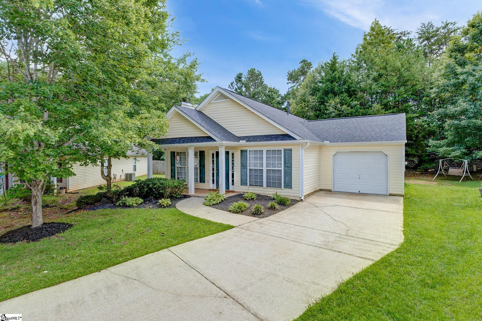 Greenville, South Carolina 29617, United States, 3 Bedrooms Bedrooms, ,2 BathroomsBathrooms,Residential,Contingent,194756