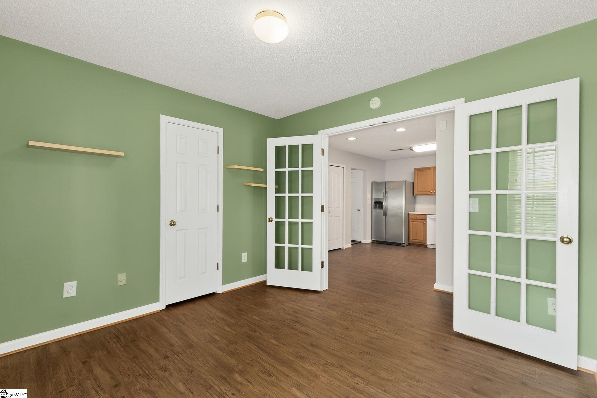 Greenville, South Carolina 29617, United States, 3 Bedrooms Bedrooms, ,2 BathroomsBathrooms,Residential,Contingent,194756