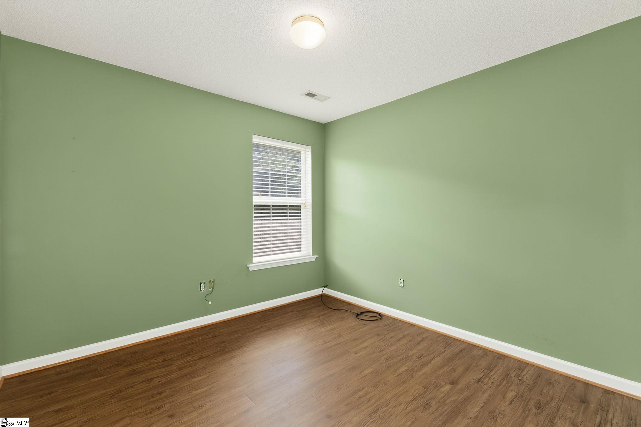 Greenville, South Carolina 29617, United States, 3 Bedrooms Bedrooms, ,2 BathroomsBathrooms,Residential,Contingent,194756