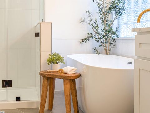 Tiny photo for 20 Gerru Court, Taylors, SC 29687 (MLS # 1576016)