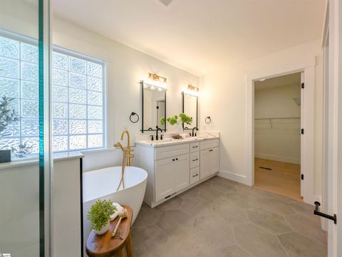 Tiny photo for 20 Gerru Court, Taylors, SC 29687 (MLS # 1576016)