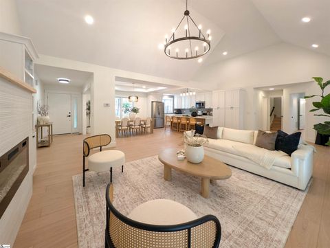 Tiny photo for 20 Gerru Court, Taylors, SC 29687 (MLS # 1576016)