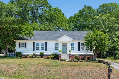 Photo of 117 Taylors Road, Taylors, SC 29687 (MLS # 1590066)