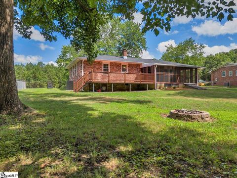 Photo of 120 Echo Lane, Travelers Rest, SC 29690 (MLS # 1585875)