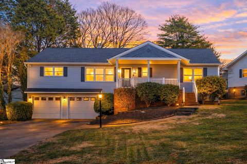 Photo of 202 Kenilworth Drive, Greenville, SC 29615 (MLS # 1591632)