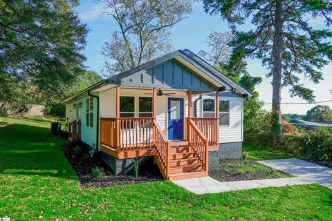 Photo of 4 Thrift Street, Greenville, SC 29609 (MLS # 1597737)