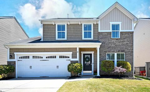 Photo of 232 Barbours Lane, Greenville, SC 29607 (MLS # 1589195)
