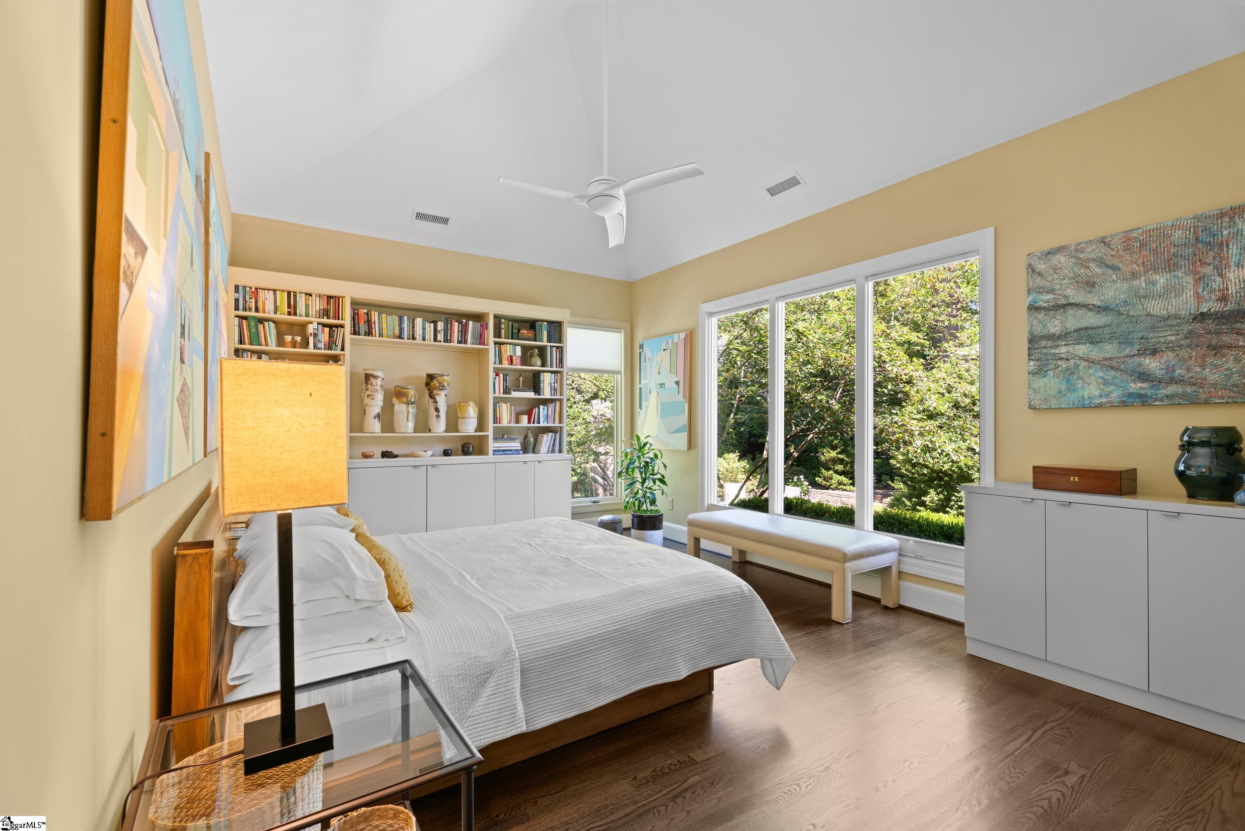 Greenville, South Carolina 29605, United States, 3 Bedrooms Bedrooms, ,3 BathroomsBathrooms,Residential,Contingent,139925