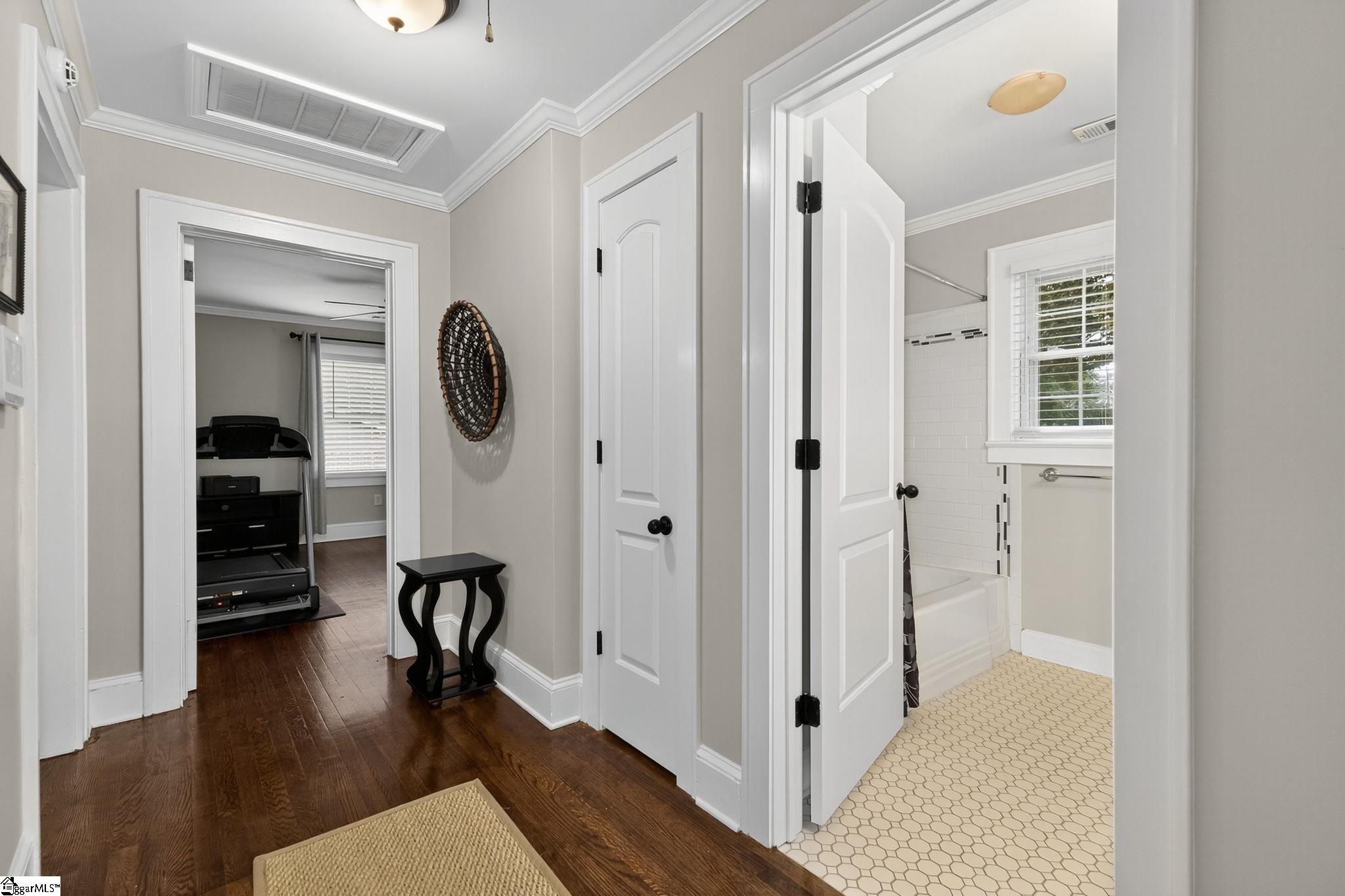 Greenville, South Carolina 29607, United States, 2 Bedrooms Bedrooms, ,2 BathroomsBathrooms,Residential,Active,223511