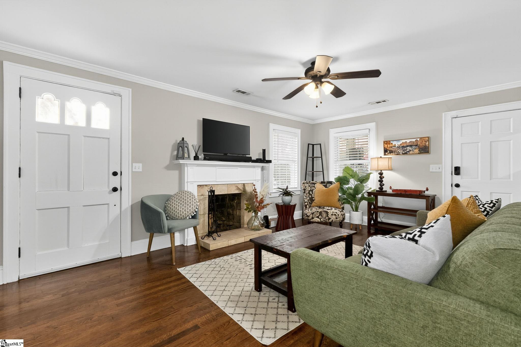 Greenville, South Carolina 29607, United States, 2 Bedrooms Bedrooms, ,2 BathroomsBathrooms,Residential,Active,223511