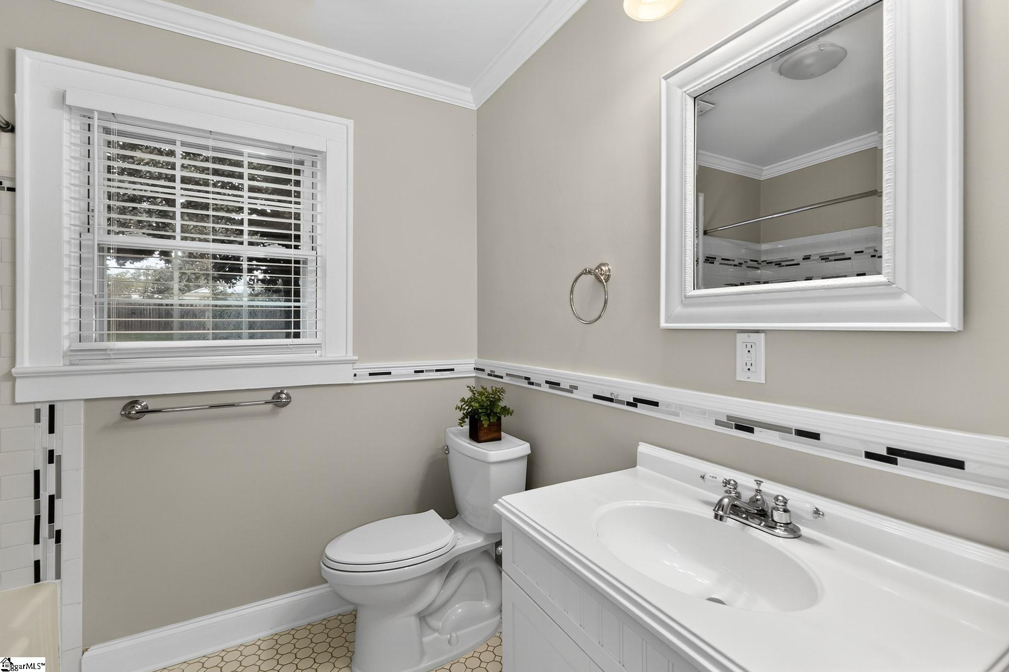 Greenville, South Carolina 29607, United States, 2 Bedrooms Bedrooms, ,2 BathroomsBathrooms,Residential,Active,223511