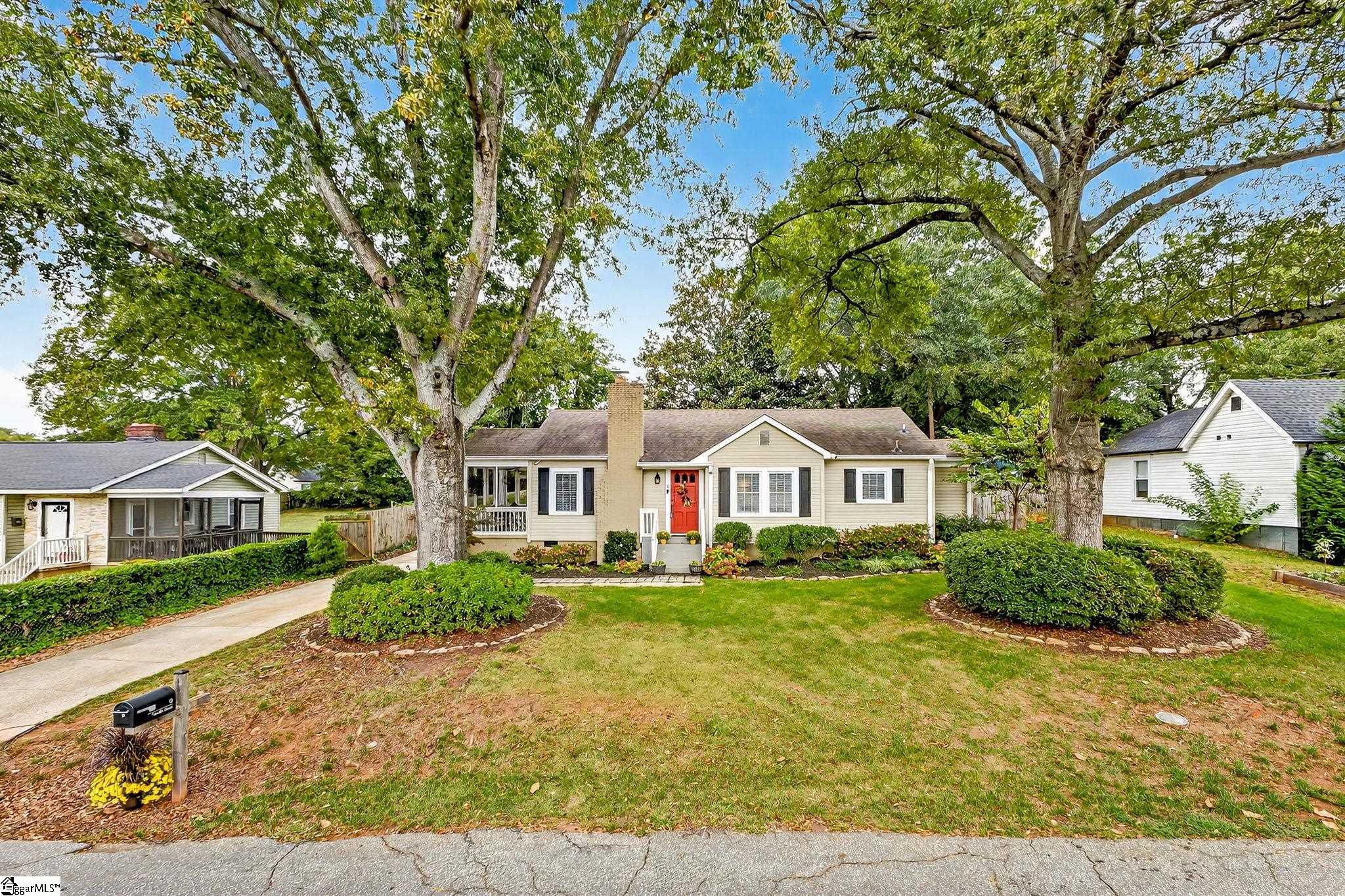 Greenville, South Carolina 29607, United States, 2 Bedrooms Bedrooms, ,2 BathroomsBathrooms,Residential,Active,223511