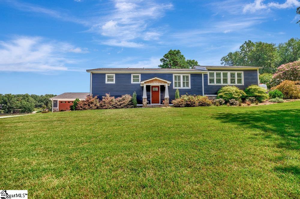 221 Lakeside Drive