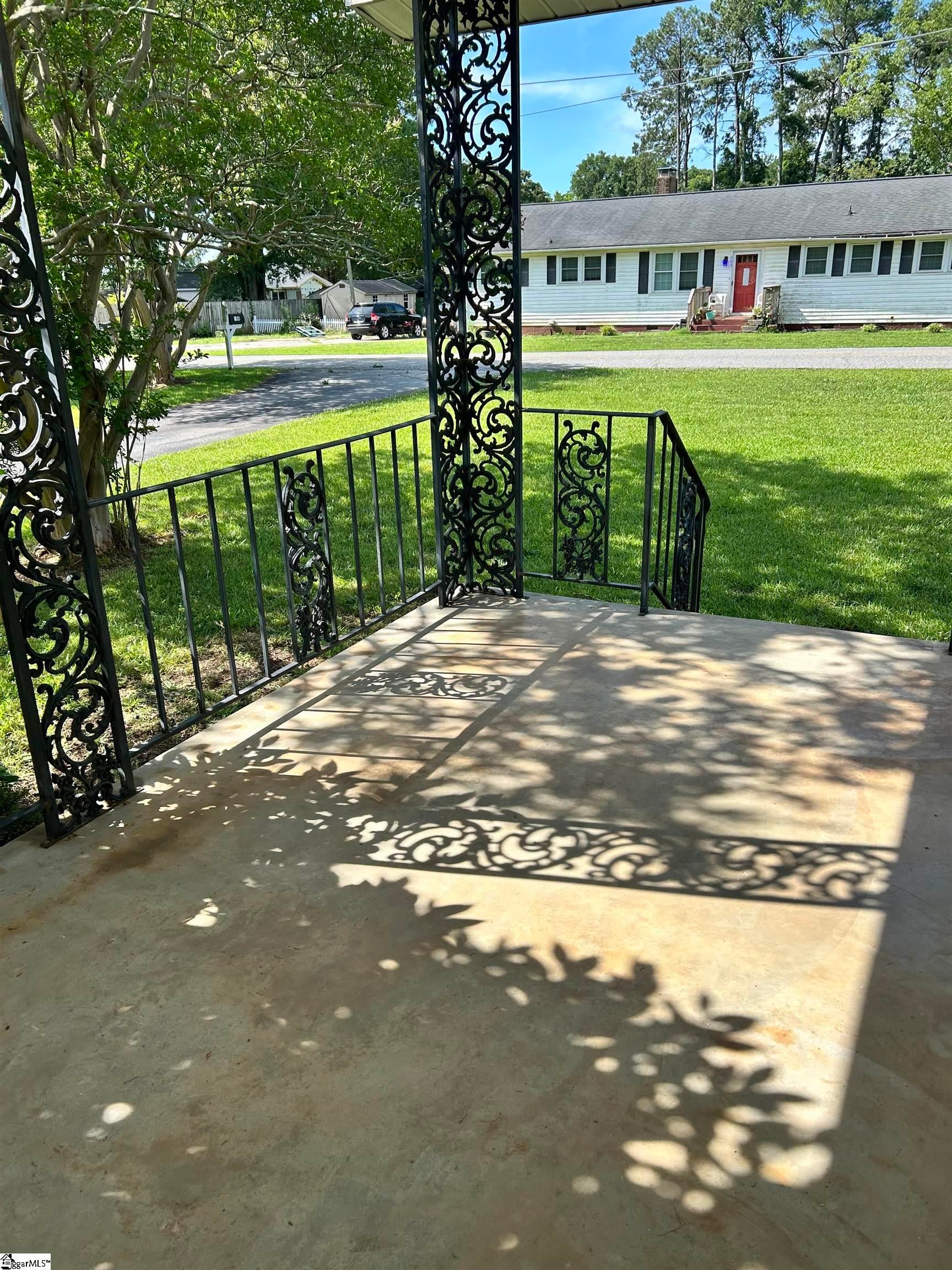 204 Edwards Road