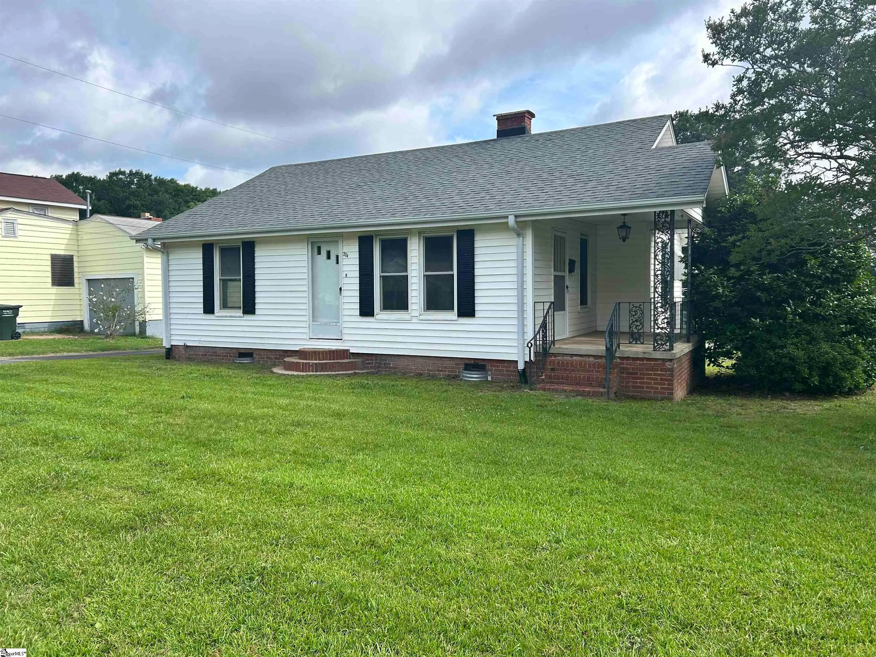 204 Edwards Road