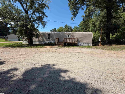 8590 ANCHOR ST, SPARTANBURG, SC 29303 - Image ae1cf4edd3412ed1f1ed25dbebf42b5f/1280249770
