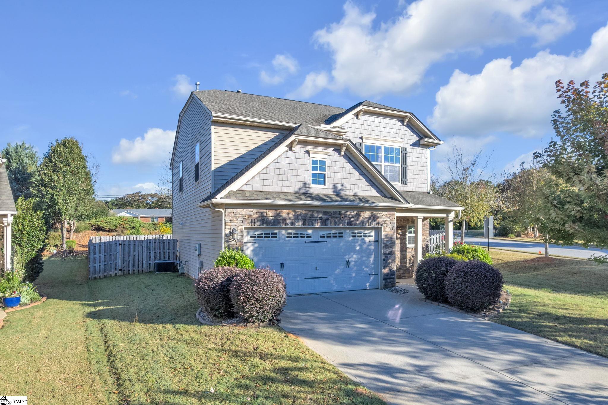 Real Estate Search 1 100 Romsey Circle