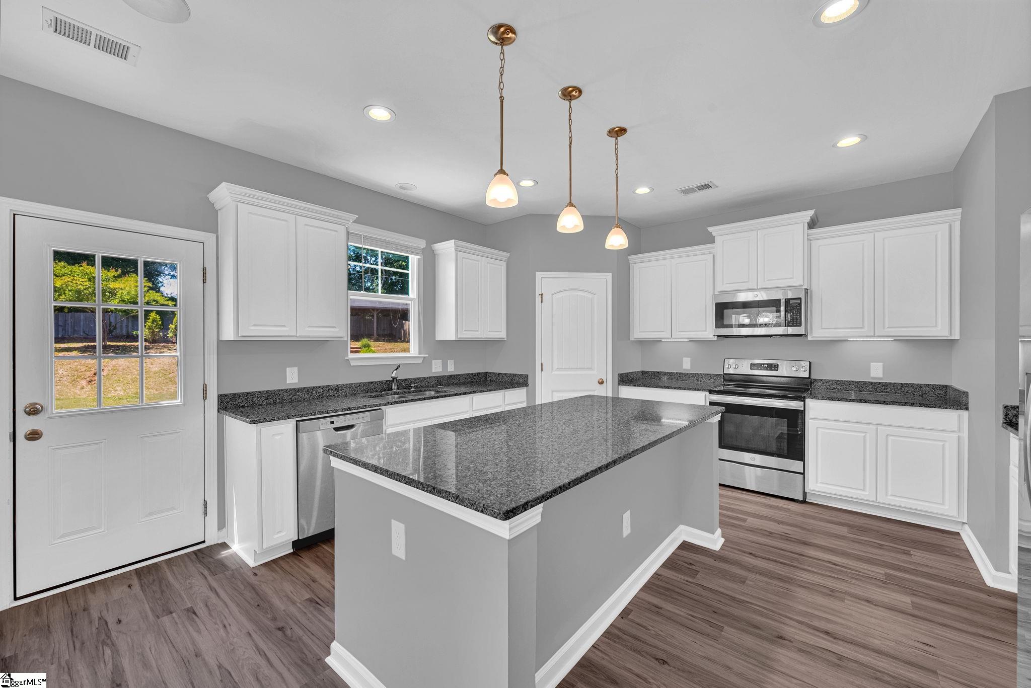 504 Heirloom Court