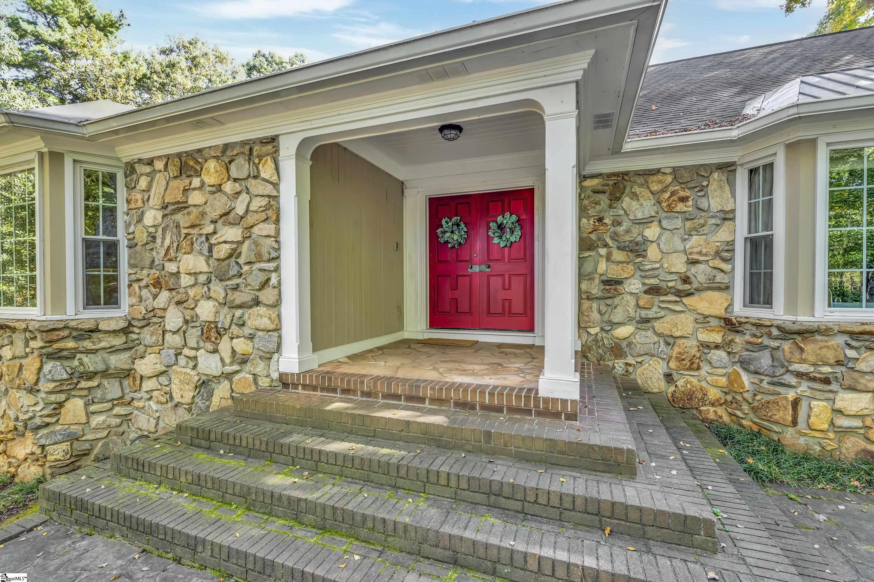 Greenville, South Carolina 29615, United States, 5 Bedrooms Bedrooms, ,5 BathroomsBathrooms,Residential,Active,232374