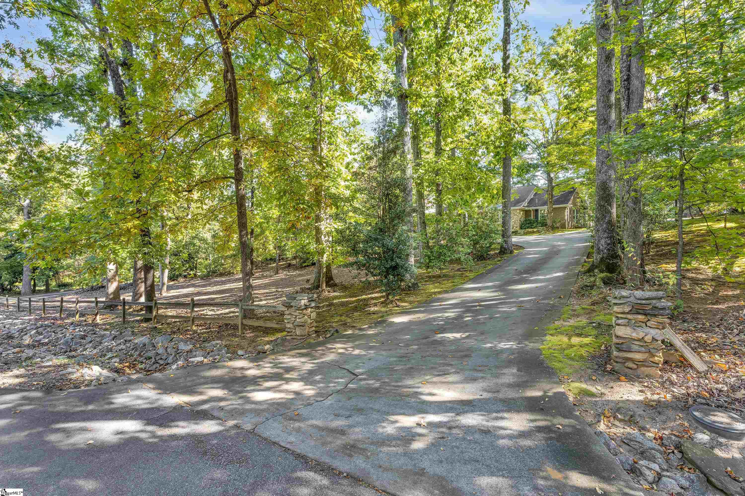 Greenville, South Carolina 29615, United States, 5 Bedrooms Bedrooms, ,5 BathroomsBathrooms,Residential,Active,232374