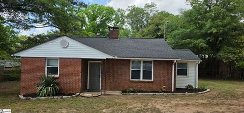 Photo of 10 Glenwood Lane, Greenville, SC 29605 (MLS # 1588756)