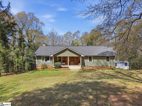 Photo of 90 Southwood Drive, Greenville, SC 29605 (MLS # 1586202)
