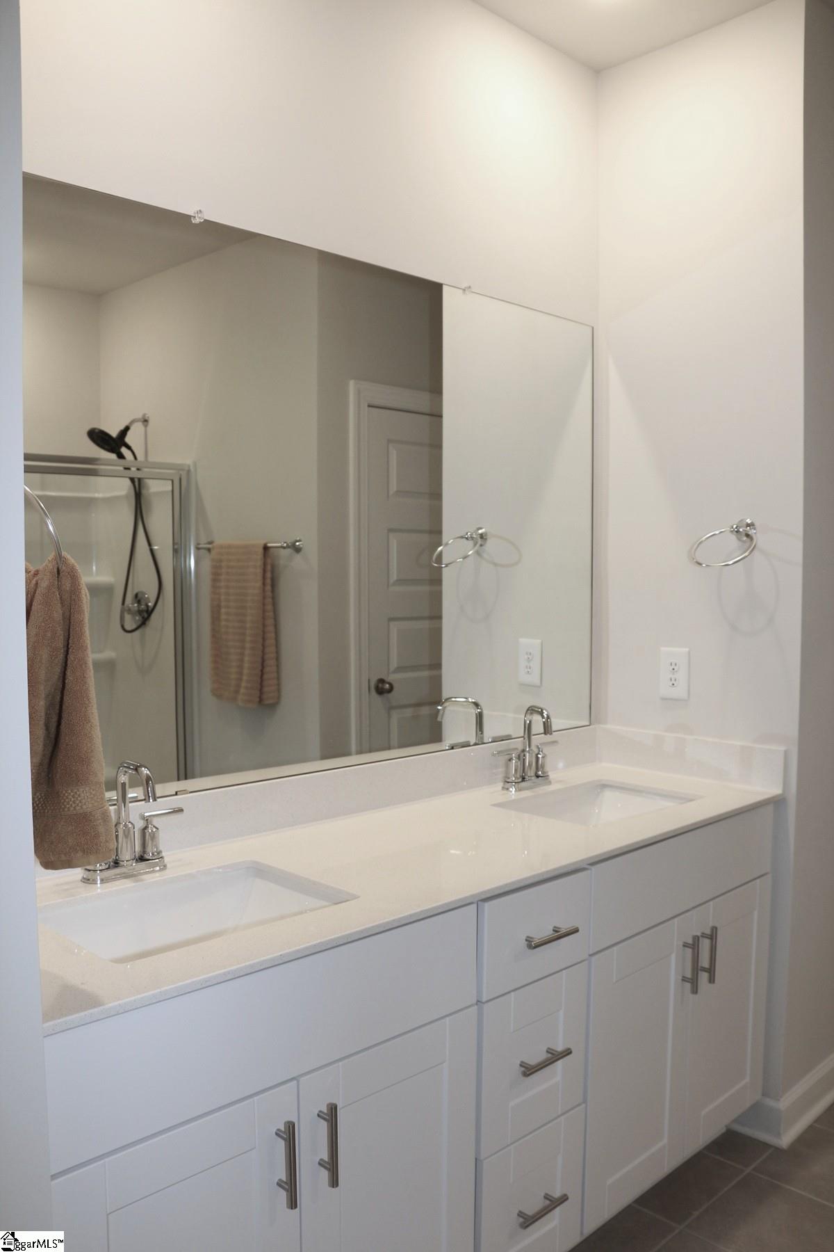 Fountain Inn, South Carolina 29644, United States, 3 Bedrooms Bedrooms, ,2 BathroomsBathrooms,Residential,Active,214111