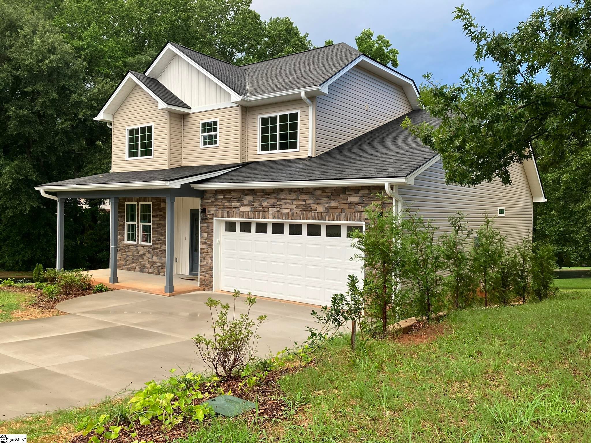 405 Landstone Terrace
