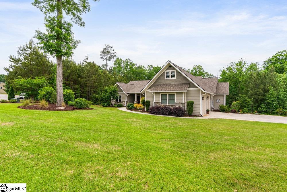 5 Maxfli Court
