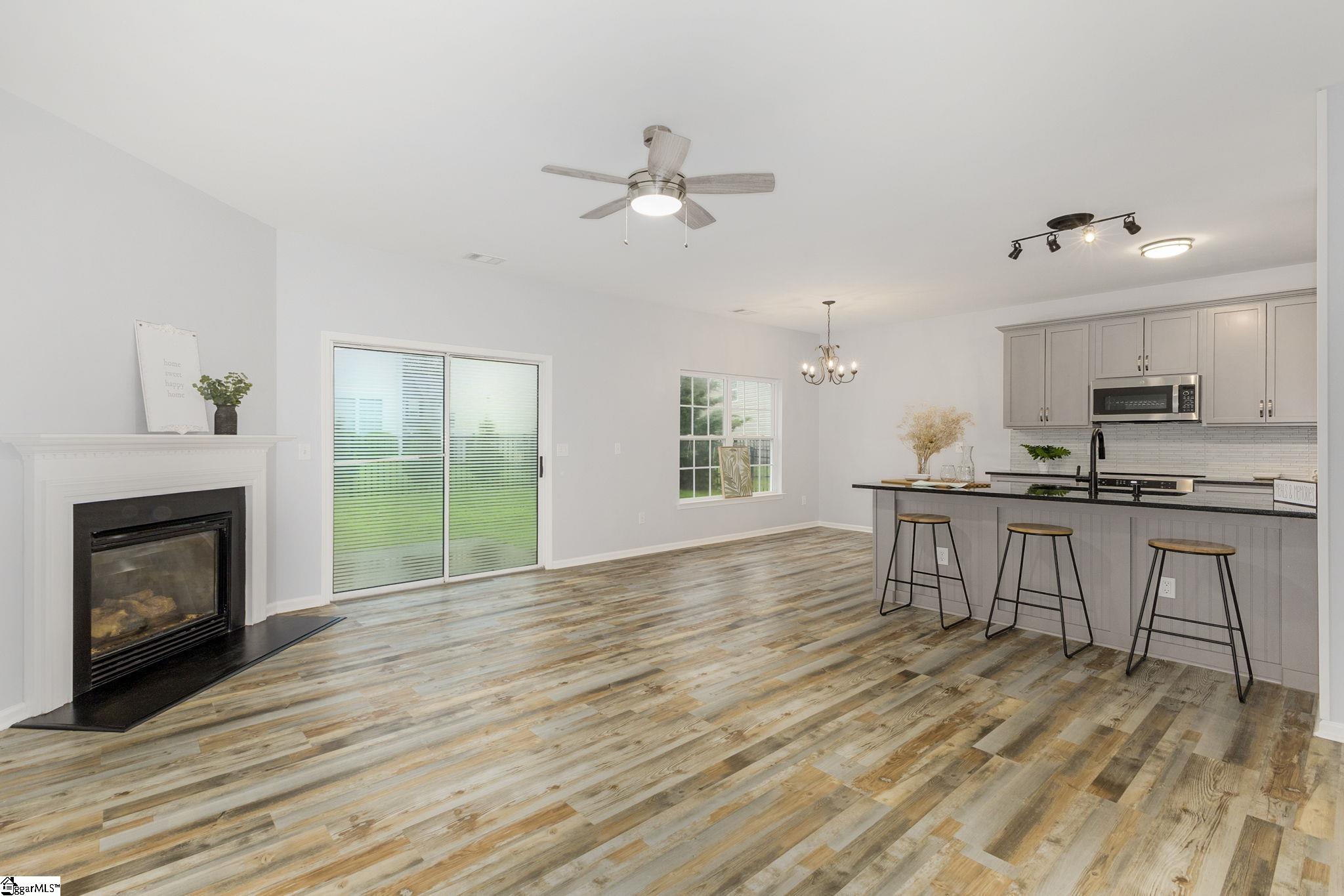 Easley, South Carolina 29642, United States, 4 Bedrooms Bedrooms, ,3 BathroomsBathrooms,Residential,Active,106243