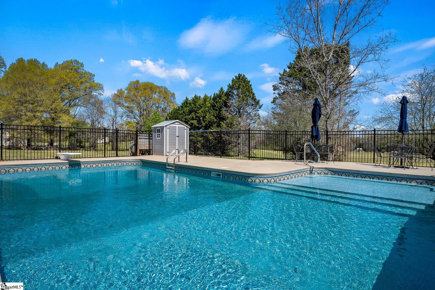 Anderson, South Carolina 29626, United States, 4 Bedrooms Bedrooms, ,4 BathroomsBathrooms,Residential,Pending,102748