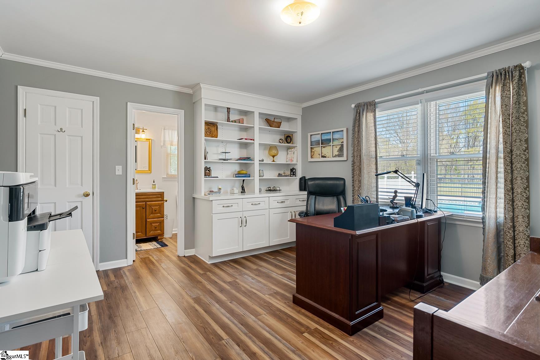 Anderson, South Carolina 29626, United States, 4 Bedrooms Bedrooms, ,4 BathroomsBathrooms,Residential,Pending,102748