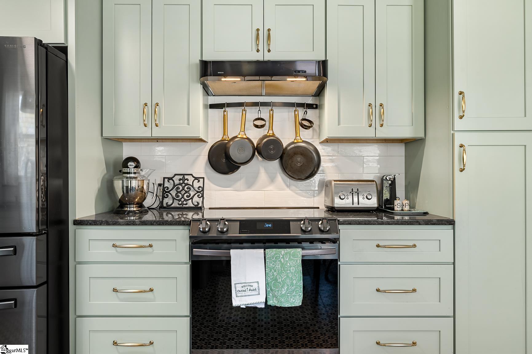 Anderson, South Carolina 29626, United States, 4 Bedrooms Bedrooms, ,4 BathroomsBathrooms,Residential,Pending,102748