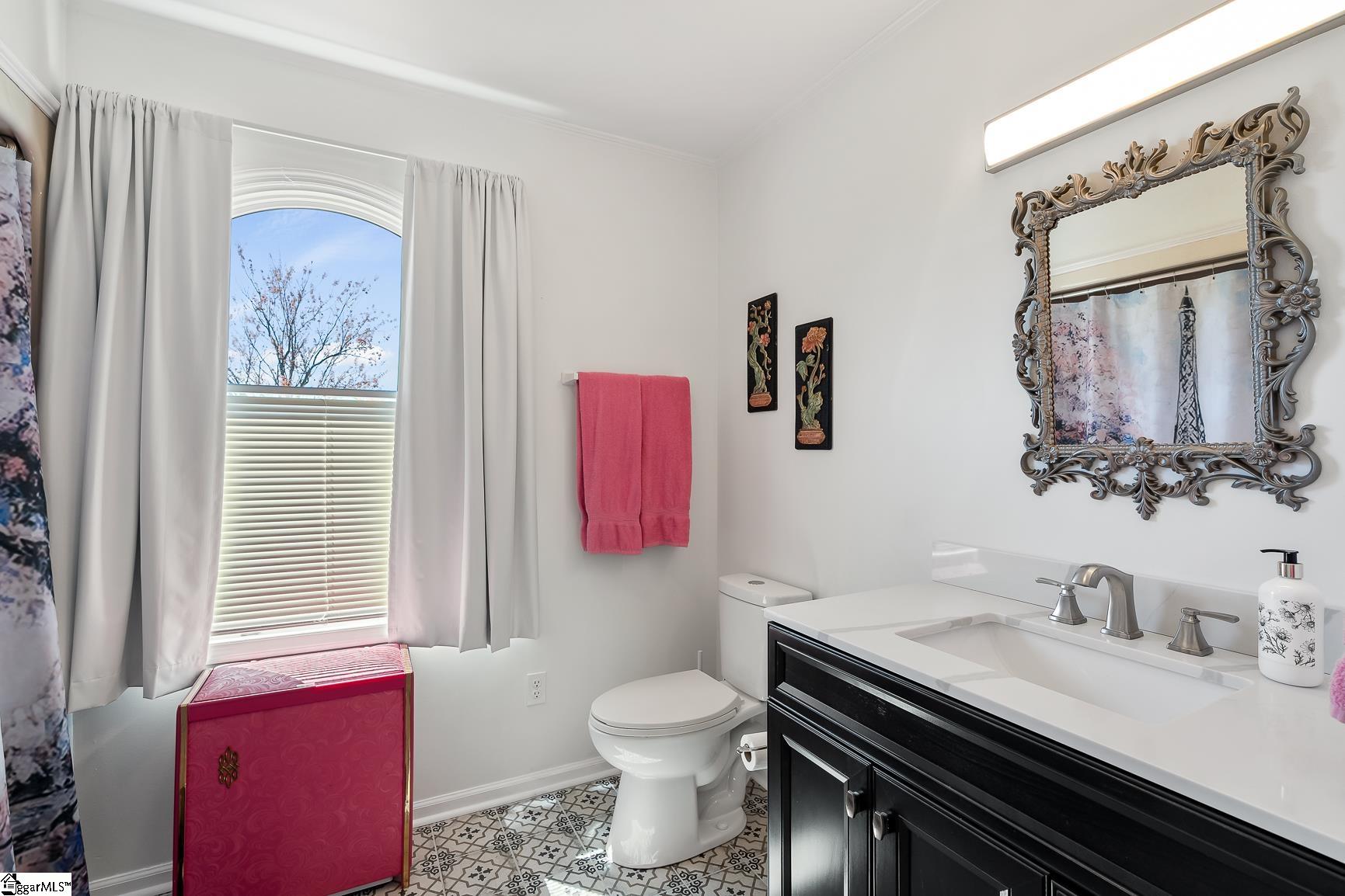 Anderson, South Carolina 29626, United States, 4 Bedrooms Bedrooms, ,4 BathroomsBathrooms,Residential,Pending,102748