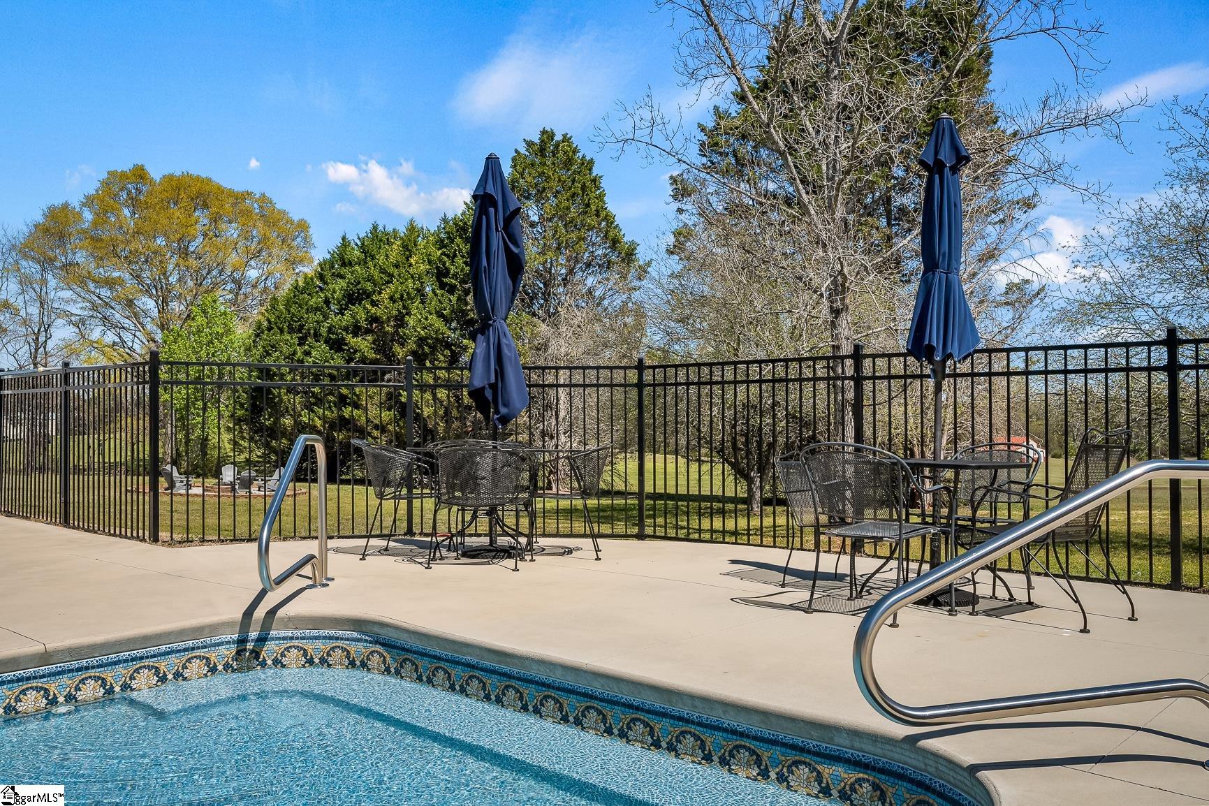 Anderson, South Carolina 29626, United States, 4 Bedrooms Bedrooms, ,4 BathroomsBathrooms,Residential,Pending,102748