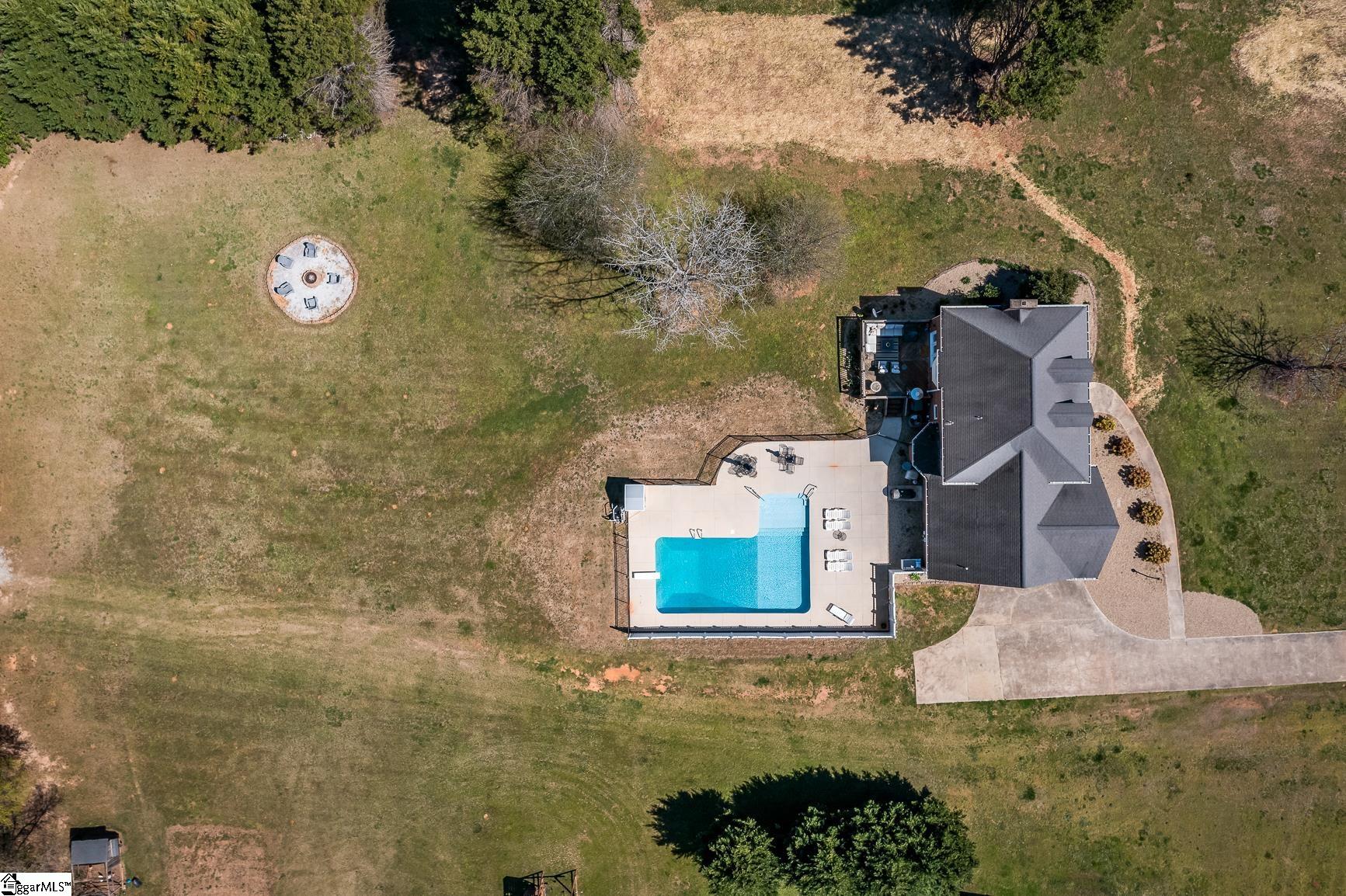 Anderson, South Carolina 29626, United States, 4 Bedrooms Bedrooms, ,4 BathroomsBathrooms,Residential,Pending,102748