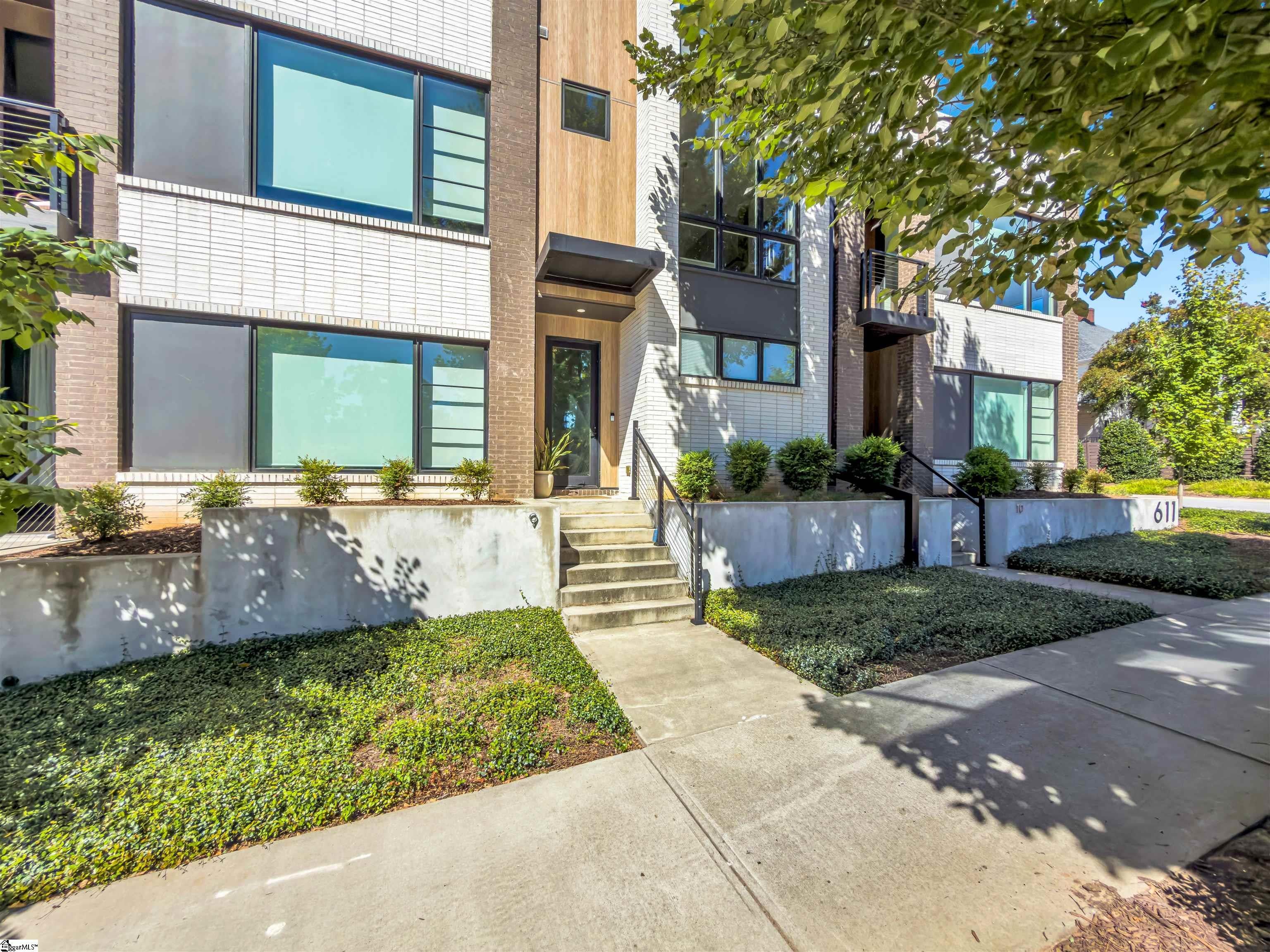 611 N Main Street Unit #9