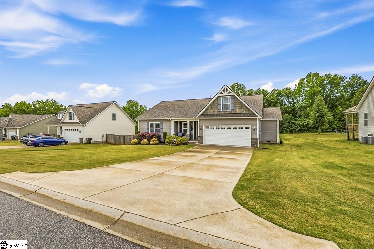 740 Hammett Pointe Court