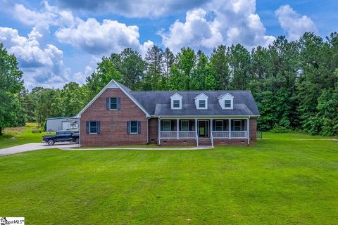 228 Varner Road Woodruff SC 29388