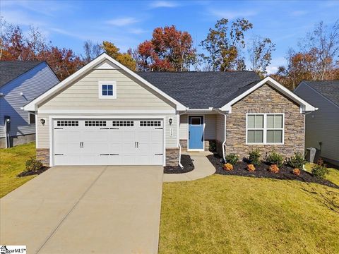 Photo of 119 Baylor Drive, Gray Court, SC 29645 (MLS # 1574315)