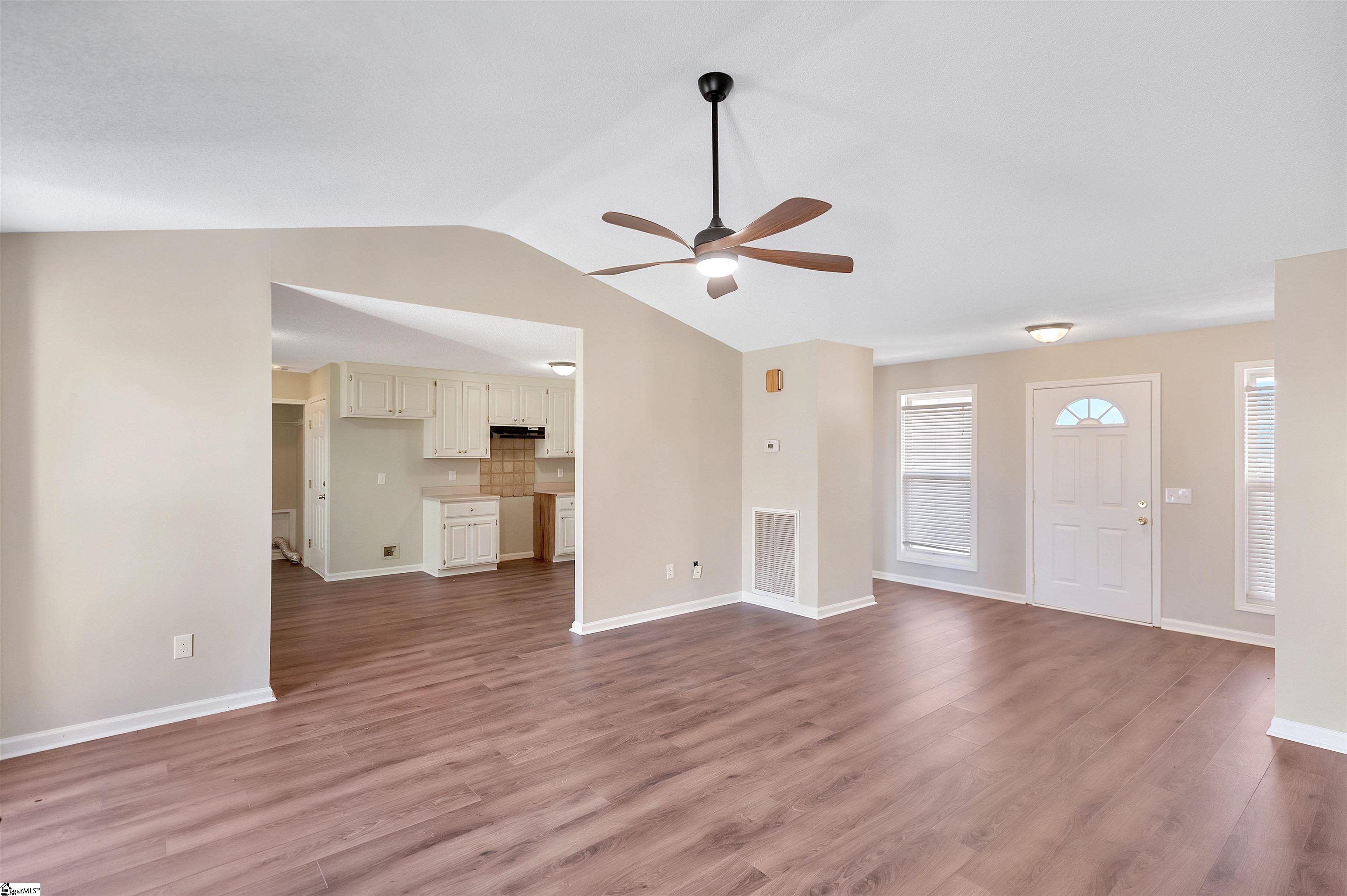 114 Meadowood Drive