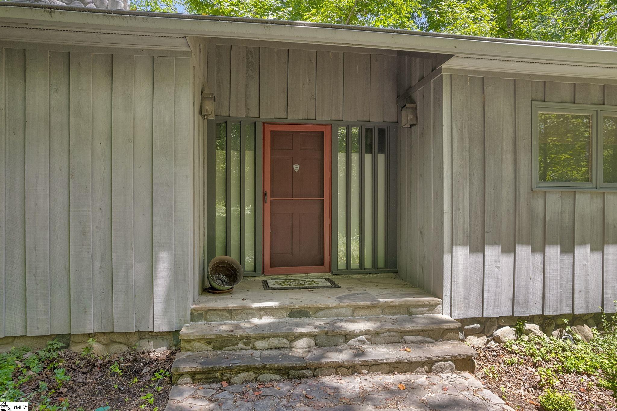 2109 Moorefield Memorial Highway