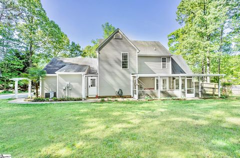 A home in Easley