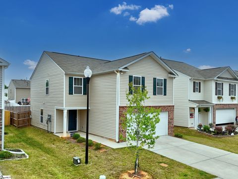 Photo of 749 Ashwood Way, Easley, SC 29640 (MLS # 1593145)