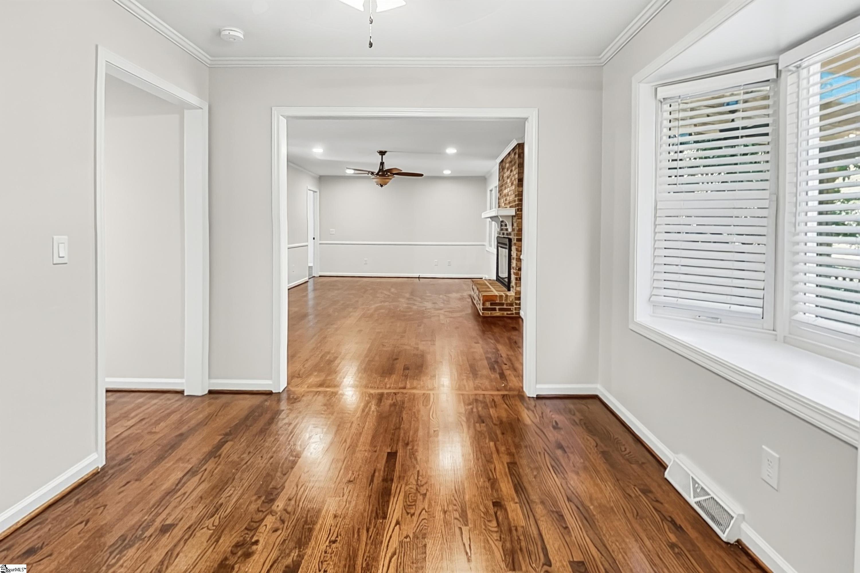 Real Estate Search 4 303 Eastcrest Drive
